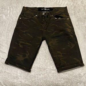 Men's Camouflage Shorts - Green